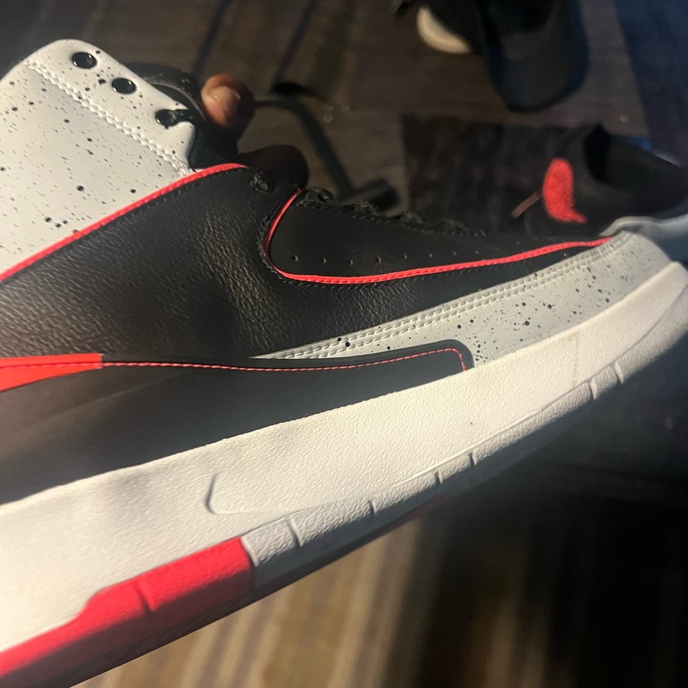 Limited edition 2s only wore 4x brand new no creases